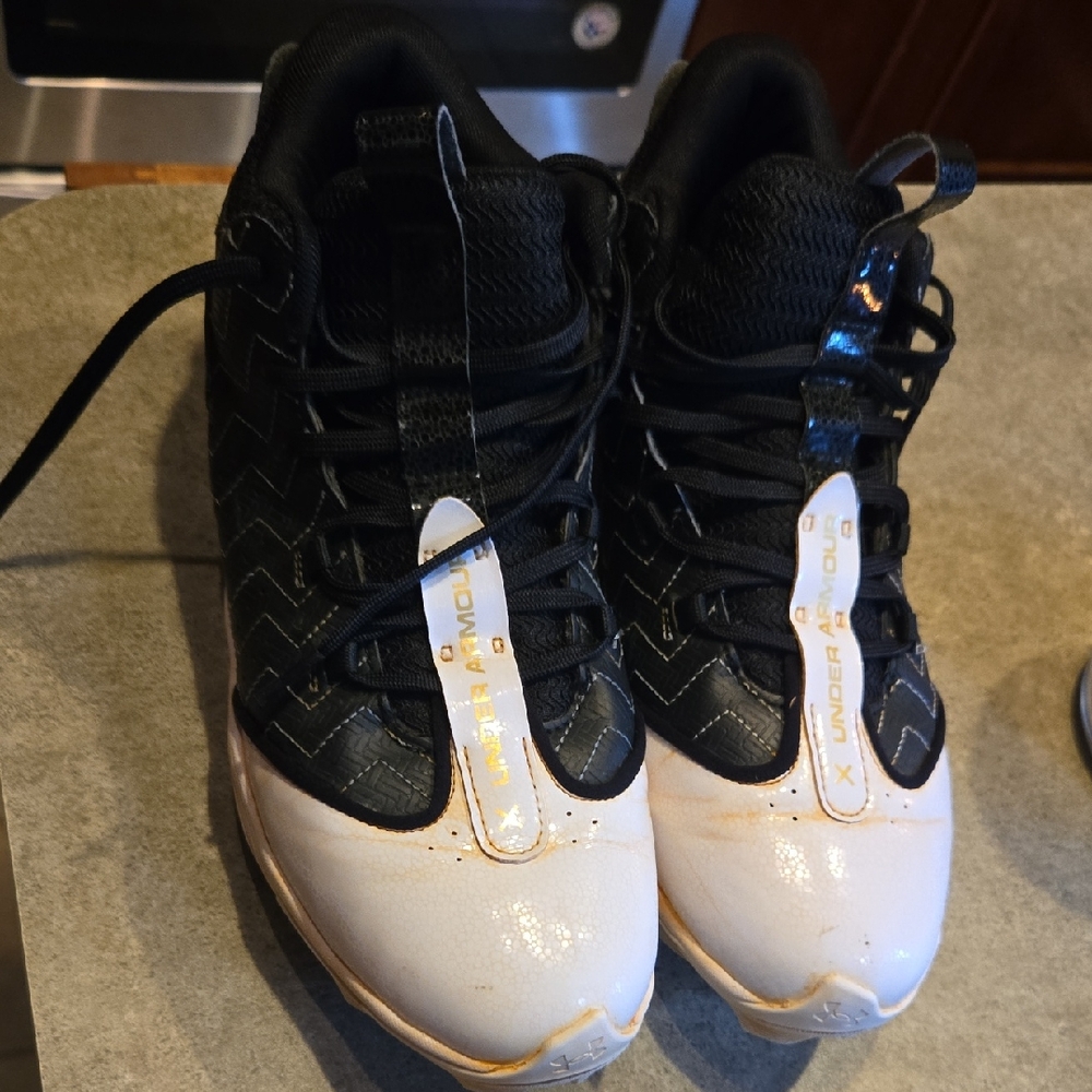 Under Armour Baseball Cleats